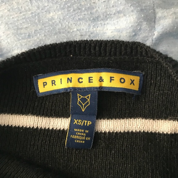 Cropped sweater - Picture 2 of 2